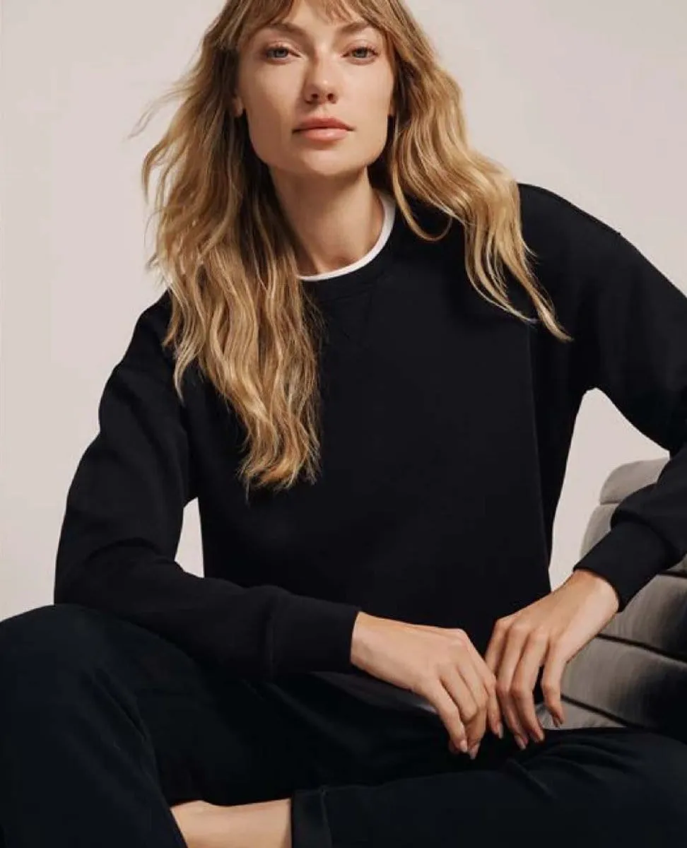 Spanx® Airessentials Crewneck Very Black