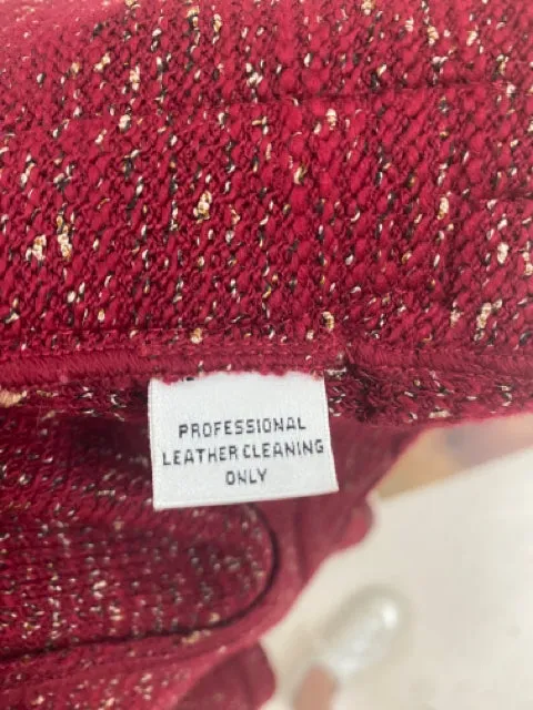 ST JOHN Size 10 Red TOPS